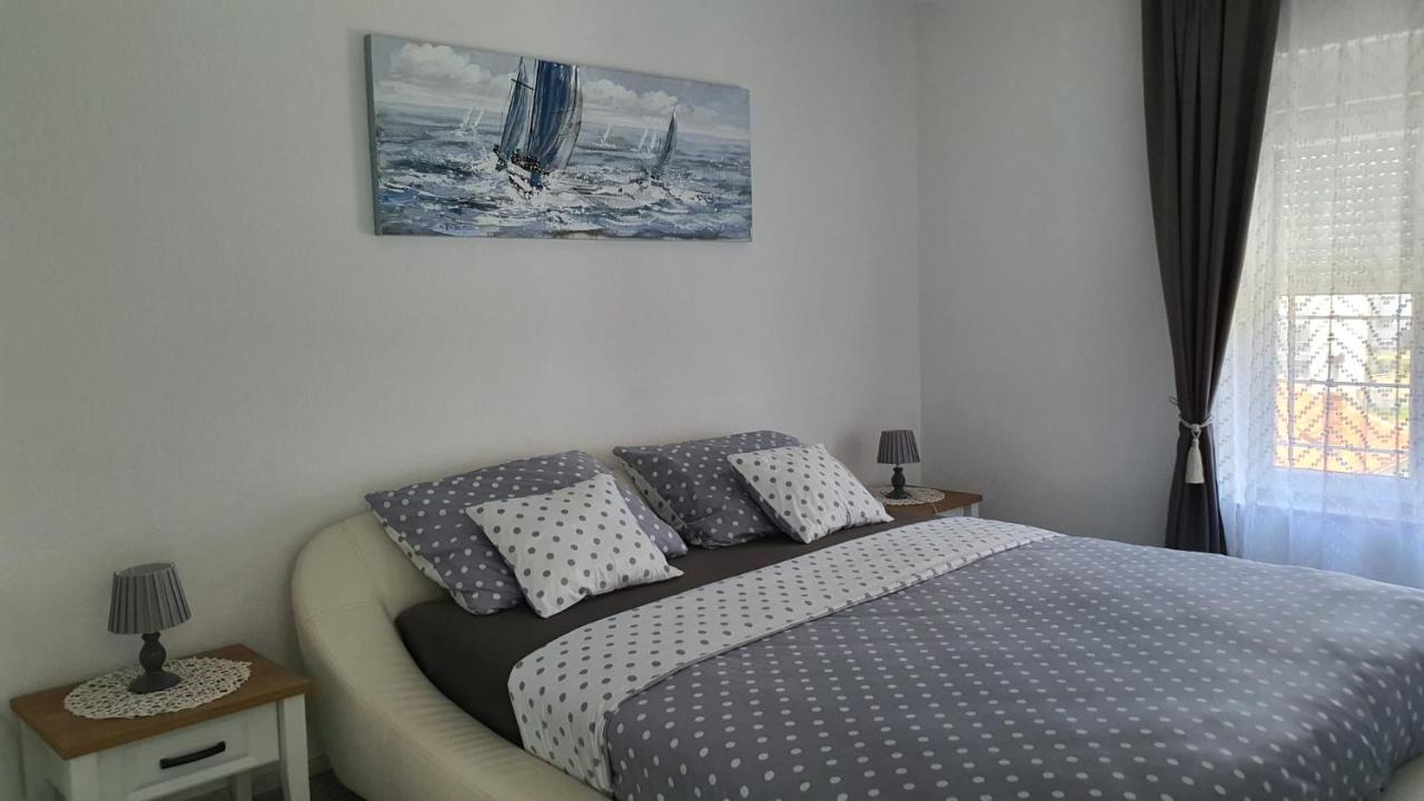Apartman Kovacic - 크닌 외부 사진